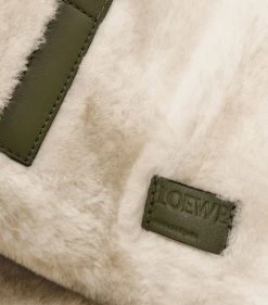 LOEWE Extra Large Shearling Flamenco Clutch Bag KHAKI GREEN Shoulder Bags 11 LOEWE Extra Large Shearling Flamenco Clutch Bag KHAKI GREEN Shoulder Bags -LOEWE Sales loewe extra large shearling flamenco clutch bag 17583097 36872998 1000