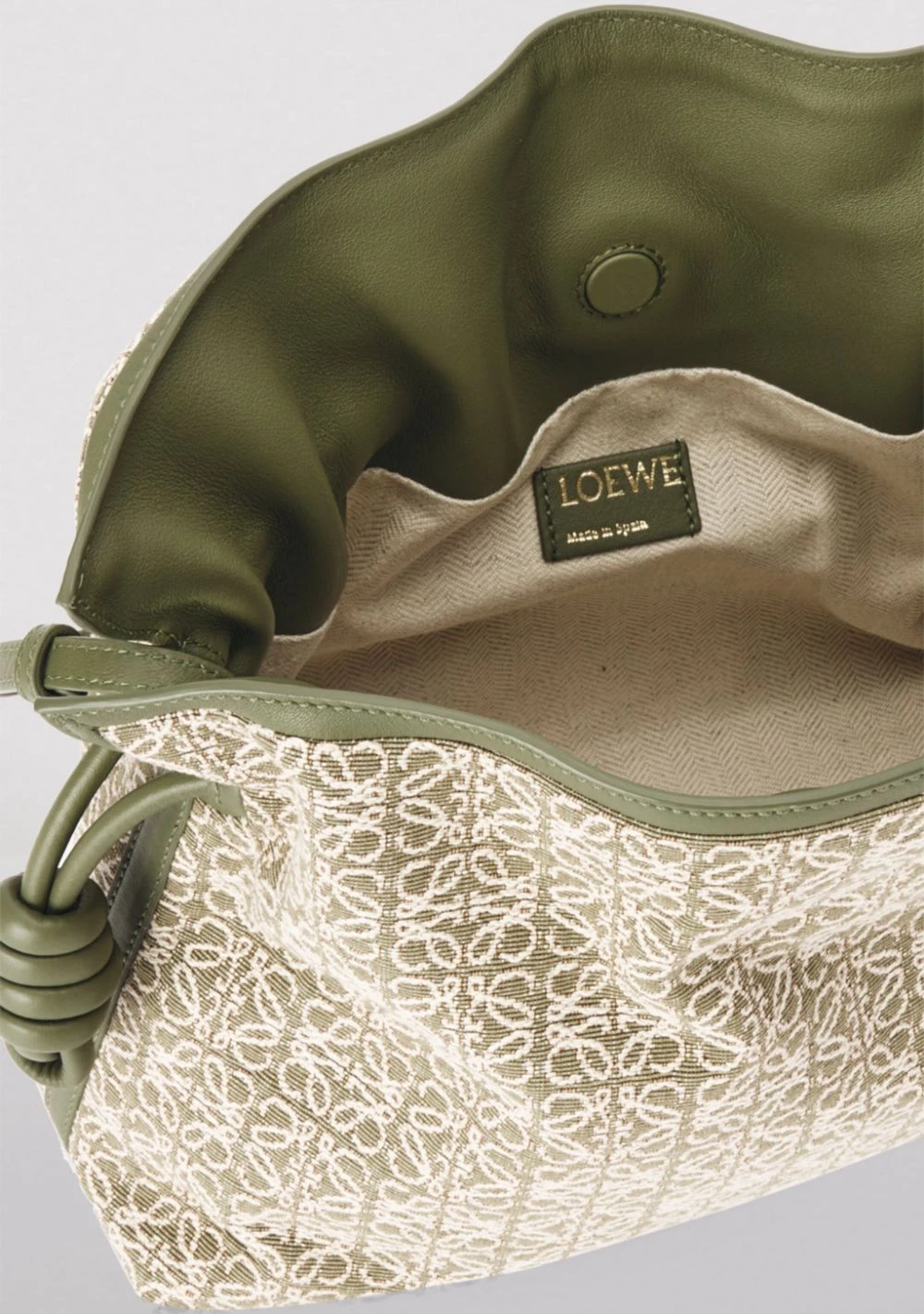 LOEWE Flamenco Clutch Bag GREEN/AVOCADO GREEN Shoulder Bags 7 LOEWE Flamenco Clutch Bag GREEN/AVOCADO GREEN Shoulder Bags - Image 5