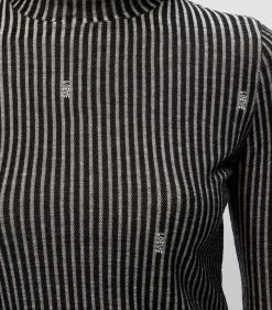 LOEWE High-Neck Long-Sleeved Top BLACK Blouses 11 LOEWE High-Neck Long-Sleeved Top BLACK Blouses -LOEWE Sales loewe high neck long sleeved top 17582089 37440396 1000