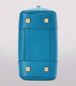 LOEWE Leather Amazona 19 Top-Handle Bag lagoon blue Top Handle Bags 14 LOEWE Leather Amazona 19 Top-Handle Bag lagoon blue Top Handle Bags -LOEWE Sales loewe leather amazona 19 top handle bag 17339605 35659544 1000