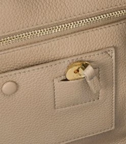 LOEWE Leather Amazona 28 Top-Handle Bag SAND Top Handle Bags 16 LOEWE Leather Amazona 28 Top-Handle Bag SAND Top Handle Bags -LOEWE Sales loewe leather amazona 28 top handle bag 17583055 36872968 1000