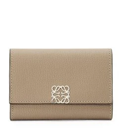 LOEWE Leather Anagram Vertical Wallet SAND Wallets