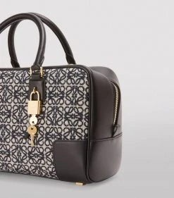 LOEWE Leather and Canvas Amazona 28 Top-Handle Bag NAVY/BLACK Top Handle Bags 13 LOEWE Leather and Canvas Amazona 28 Top-Handle Bag NAVY/BLACK Top Handle Bags -LOEWE Sales loewe leather and canvas amazona 28 top handle bag 17327154 35607766 1000