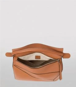 LOEWE Leather Puzzle Bag 2530 Shoulder Bags 19 LOEWE Leather Puzzle Bag 2530 Shoulder Bags -LOEWE Sales loewe leather puzzle bag 14860678 33428834 1000