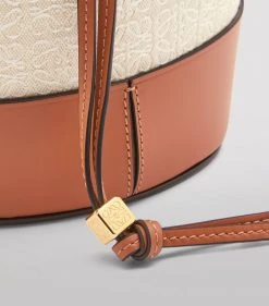 LOEWE Mini Anagram Balloon Bag ECRU/TAN Mini Bags 14 LOEWE Mini Anagram Balloon Bag ECRU/TAN Mini Bags -LOEWE Sales loewe mini anagram balloon bag 17051990 34066849 1000