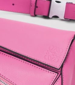 LOEWE Mini Leather Puzzle Belt Bag NEON PINK Pouches -LOEWE Sales loewe mini leather puzzle belt bag 17581309 36875009 1000