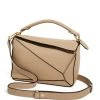 LOEWE Small Leather Puzzle Bag SAND Shoulder Bags 1 LOEWE Small Leather Puzzle Bag SAND Shoulder Bags -LOEWE Sales loewe small leather puzzle bag 17605958 36559299 1000