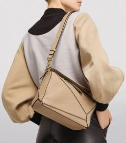 LOEWE Small Leather Puzzle Bag SAND Shoulder Bags -LOEWE Sales loewe small leather puzzle bag 17605958 36560123 1000