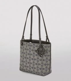 LOEWE Square Anagram Tote Bag NAVY/BLACK Tote Bags 9 LOEWE Square Anagram Tote Bag NAVY/BLACK Tote Bags -LOEWE Sales loewe square anagram tote bag 17581306 36548941 1000