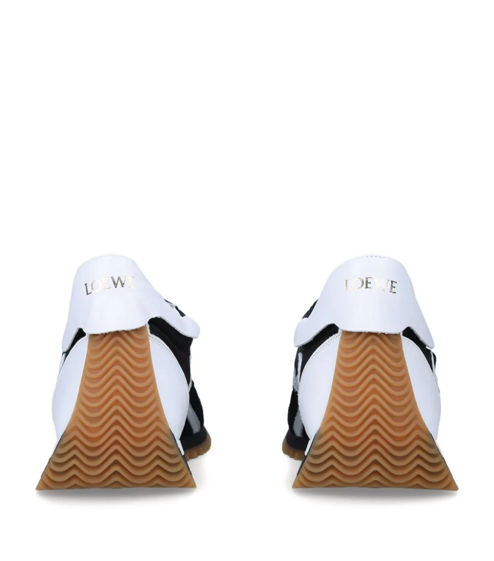 LOEWE Suede-Panel Flow Runner Sneakers BLK/WHITE Running Shoes 4 LOEWE Suede-Panel Flow Runner Sneakers BLK/WHITE Running Shoes - Image 2