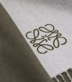 LOEWE Wool-Cashmere Window Anagram Scarf DARK GREEN/GREY Scarves 7 LOEWE Wool-Cashmere Window Anagram Scarf DARK GREEN/GREY Scarves -LOEWE Sales loewe wool cashmere window anagram scarf 17091906 34251064 1000