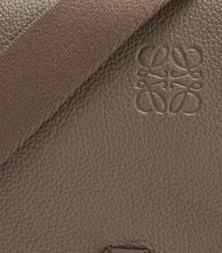 LOEWE XS Leather Military Messenger Bag DARK MOSS Messenger Bags 9 LOEWE XS Leather Military Messenger Bag DARK MOSS Messenger Bags -LOEWE Sales loewe xs leather military messenger bag 15987663 29593842 1000